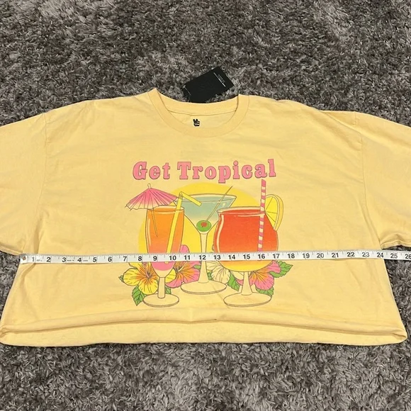 Junk Food | Get Tropical Yellow Crop Graphic Tee size Large NWT - Picture 9 of 11